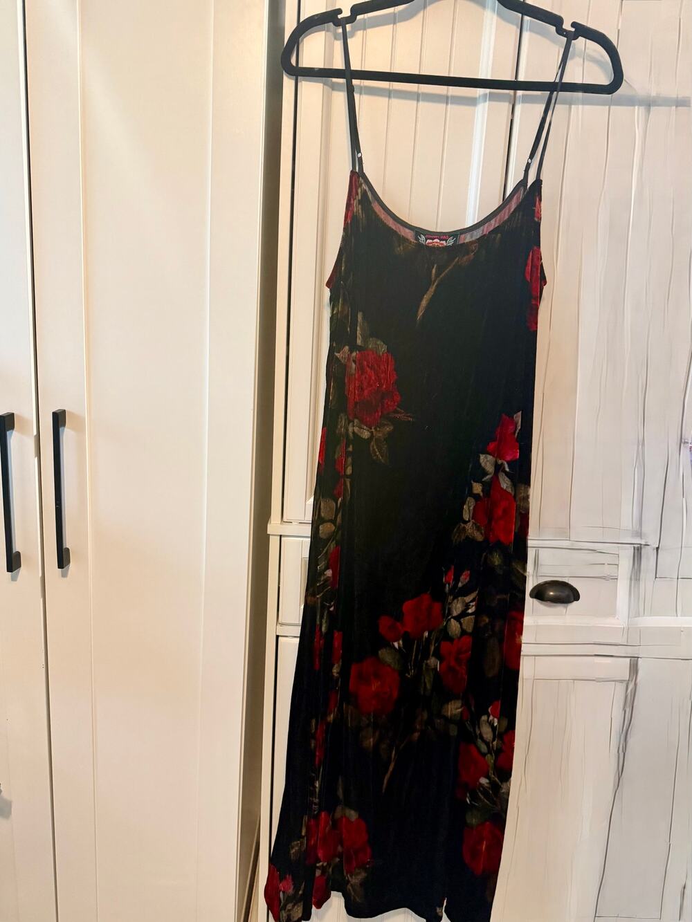 Johnny Was velvet slip dress black with red flowers size Large EUC